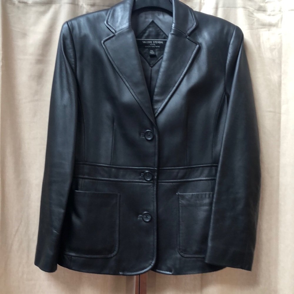 Genuine Lamb Leather Blazer. Valerie Stevens, Petite Small.